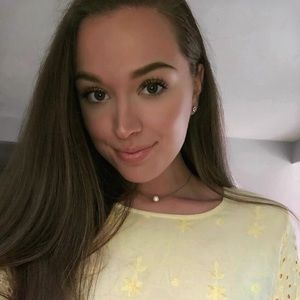 Meet your Posher, Marissa